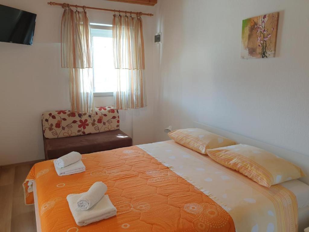 Apartments Hodanic Krk Town Extérieur photo