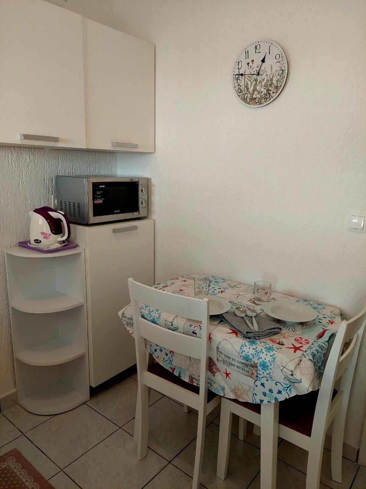 Apartments Hodanic Krk Town Chambre photo